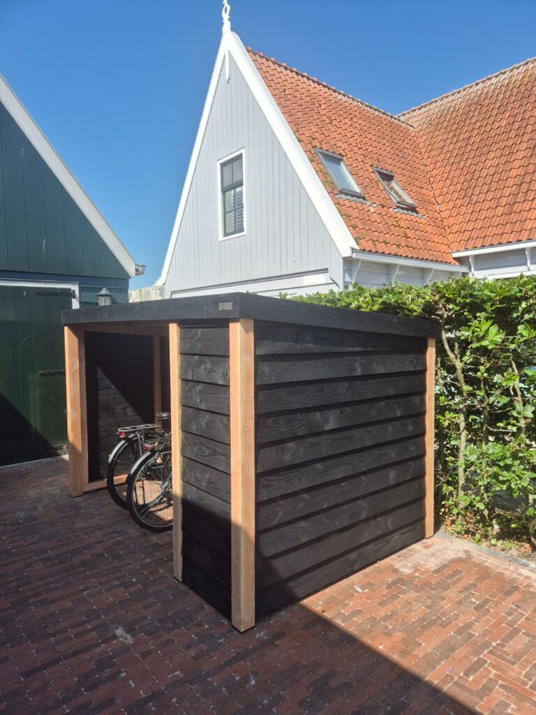 Maatwerk fietsenschuur in Zuiderwoude - MYWOOD